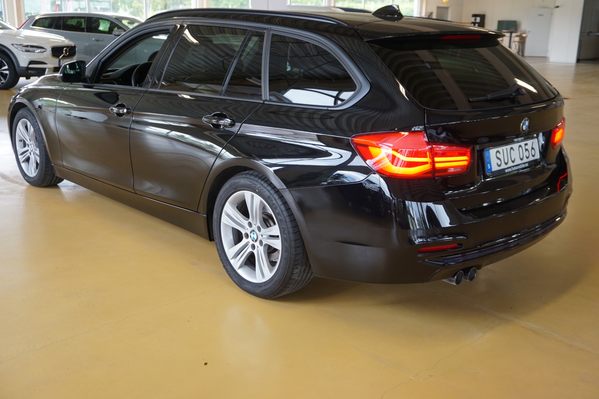 BMW 320 2019, bild 3/45