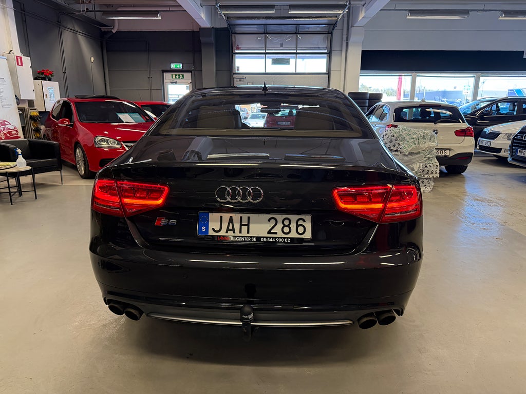 Audi S8 2013 - miniatyr 6