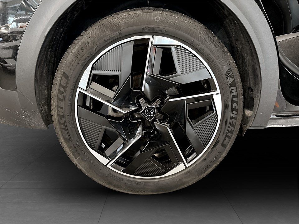 Bild på Peugeot 408 GT 1.2 PT 130hk Aut - B-KAMERA, ELSTOL