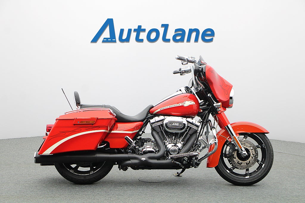 Harley-Davidson CVO Street Glide V&H*