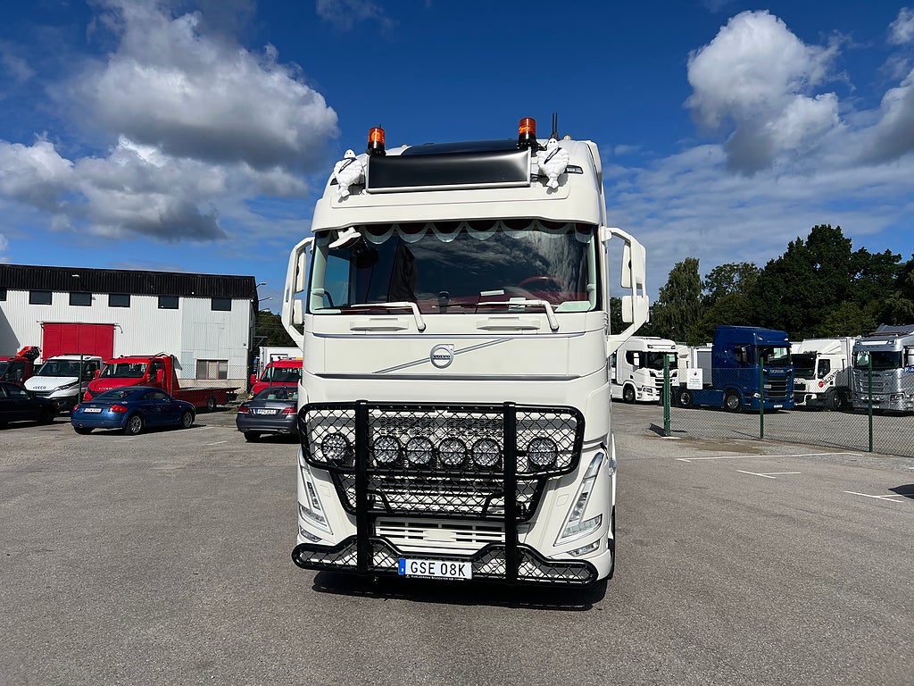 Volvo FH13 500 6x2 Dragbil med Hydraulik, Klädd hytt mm