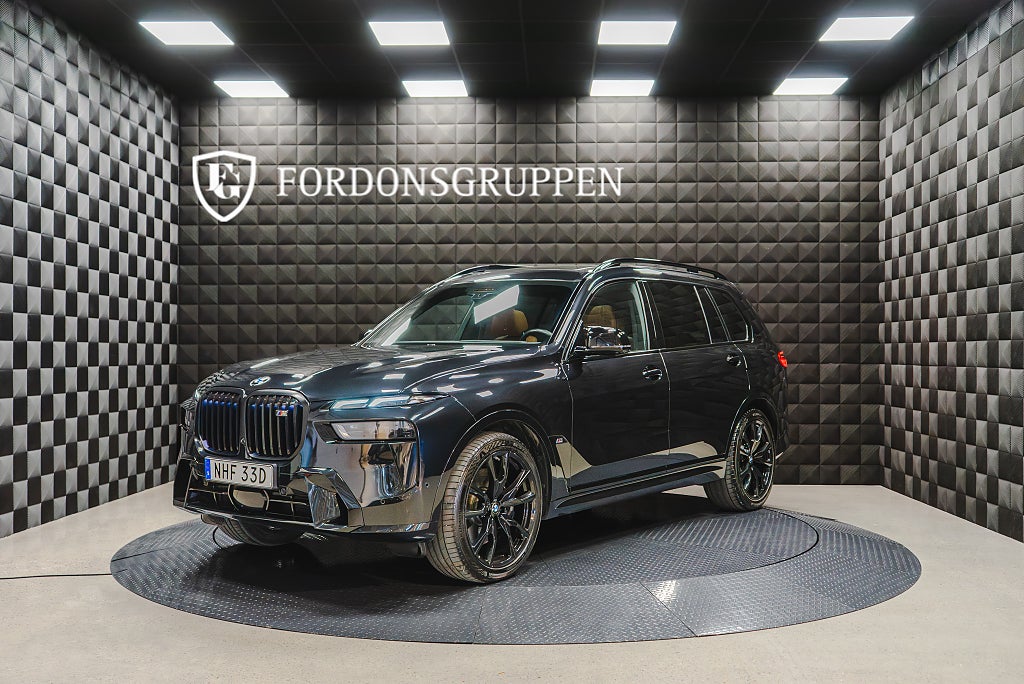 BMW X7 M60i xDrive M Sport Pro / Exclusive / B&W /  SE SPEC
