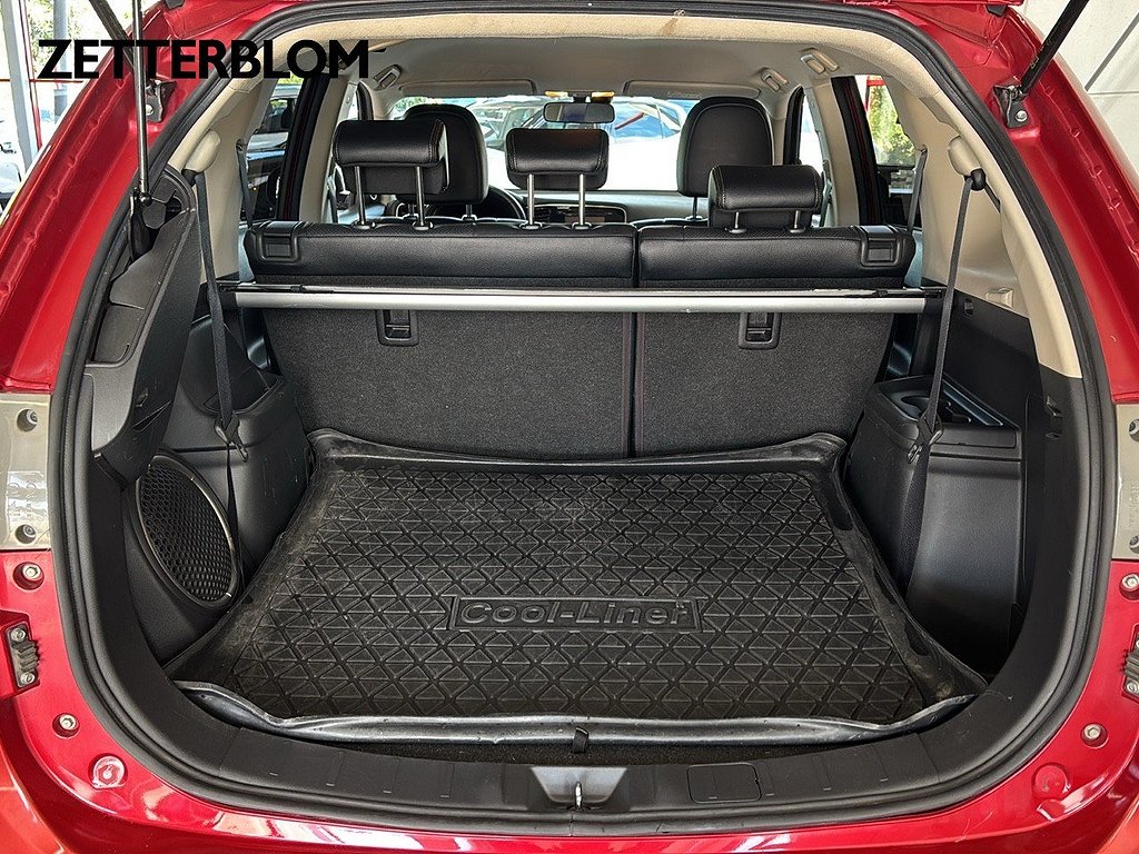 SUV Mitsubishi Outlander 6 av 14