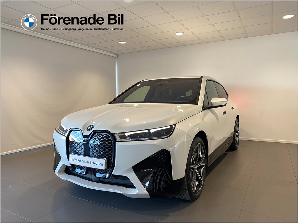 BMW iX xDrive50 Keyless Adaptiv Farthållare Harmon Kardon 