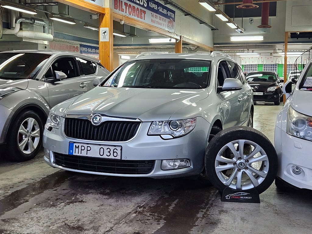 Skoda Superb Kombi 1.8 Automat  Elegance 0%Ränta