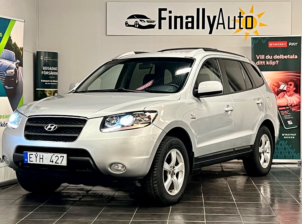 Hyundai Santa Fe 2.2 CRDi 4WD. KAMREM BYTT/ NY-BESIKTAD & NYSERVAD