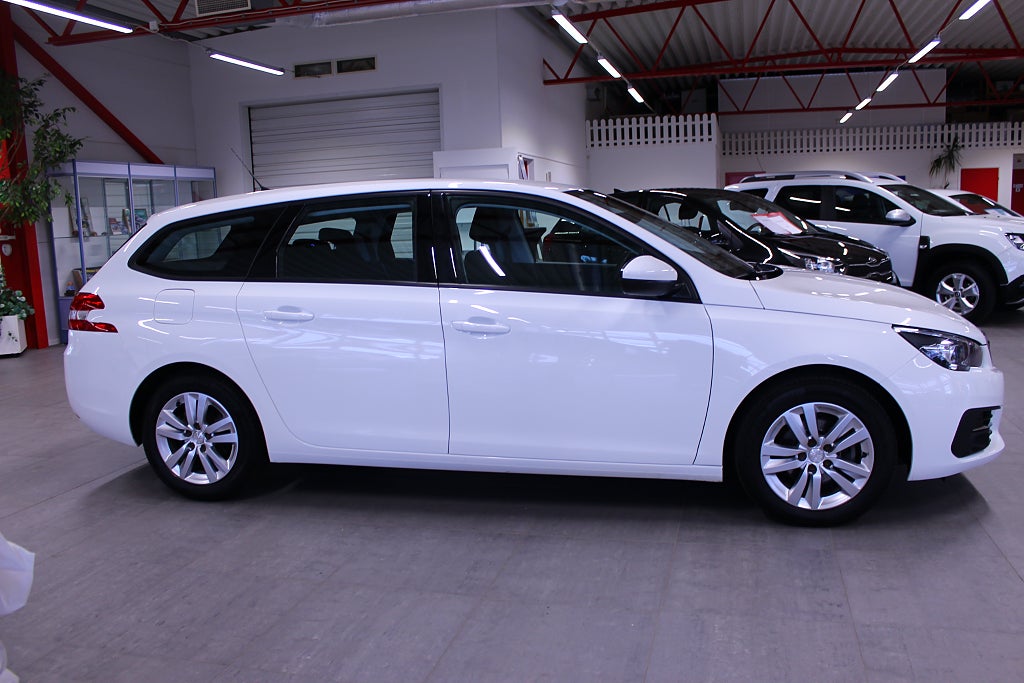 Peugeot 308 2020 - miniatyr 5