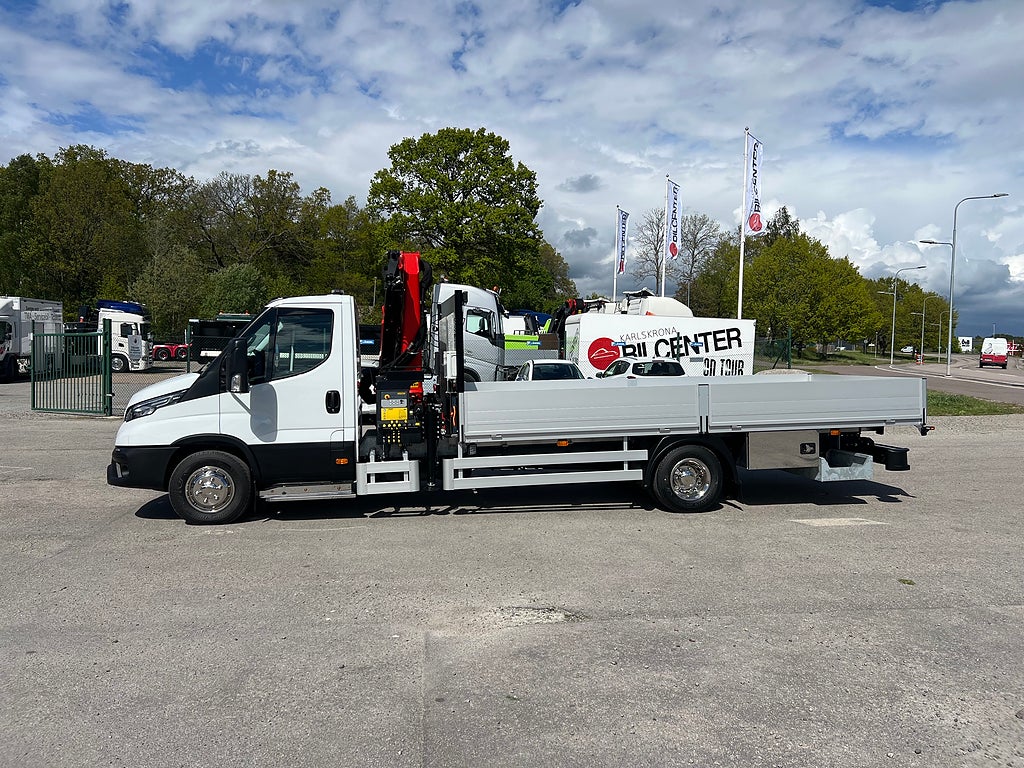 Iveco Daily 72C18 A8 Kranbil Palfinger Kran Fullutrustad
