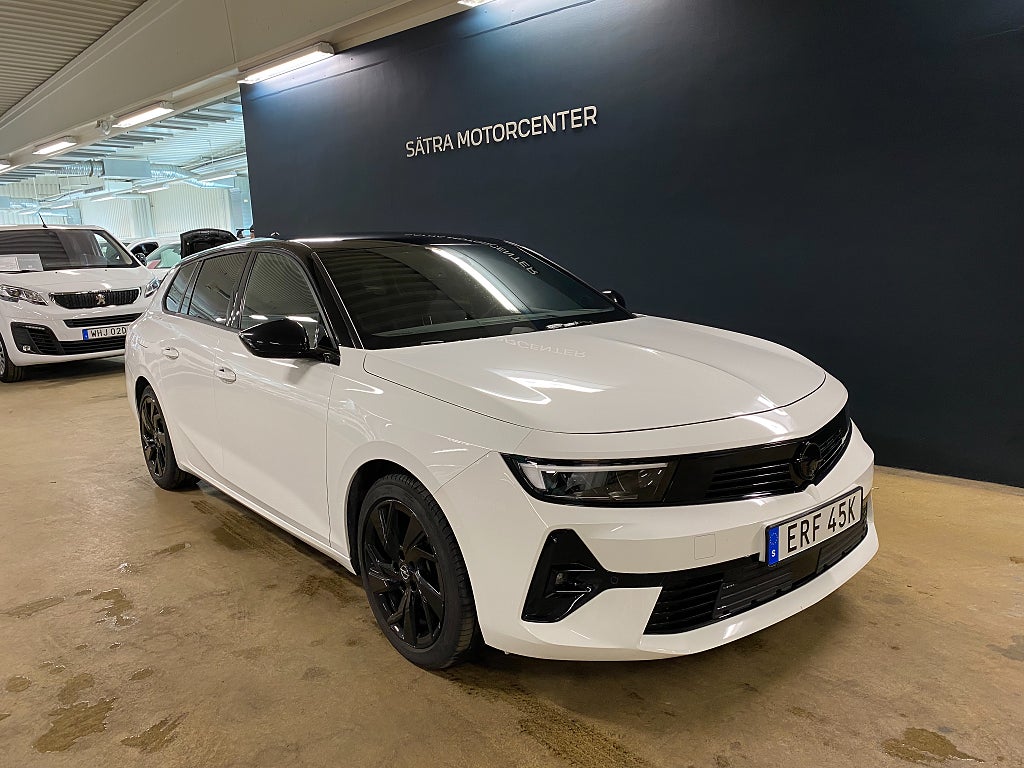 Bild på Opel Astra GS ST 1.2 Turbo 130hk AUT - BACKKAMERA, NAV