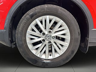 Volkswagen T-Roc 2.0 TDI 4Motion Drag Pvärm Kamera MoK GPS SoV – bild 13