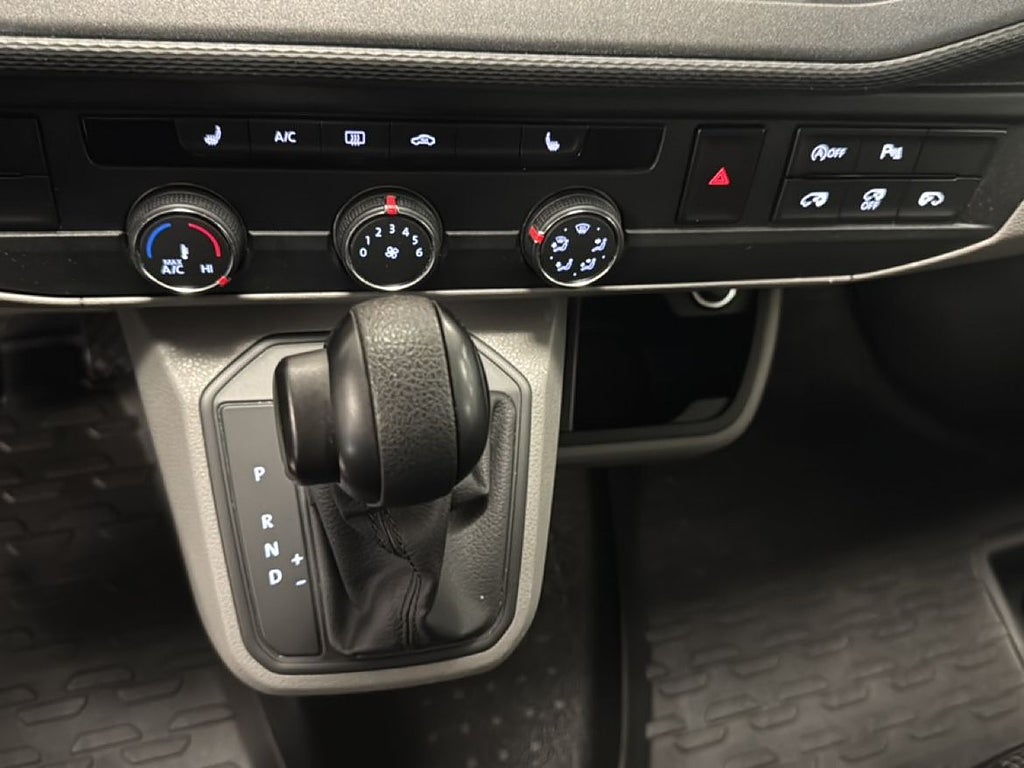 Volkswagen Transporter 2022 - miniatyr 12