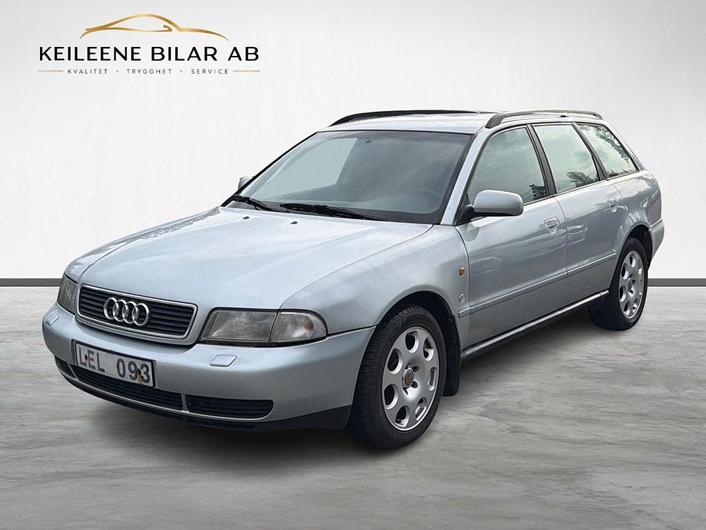 Audi A4 Avant 2.6 V6 Base