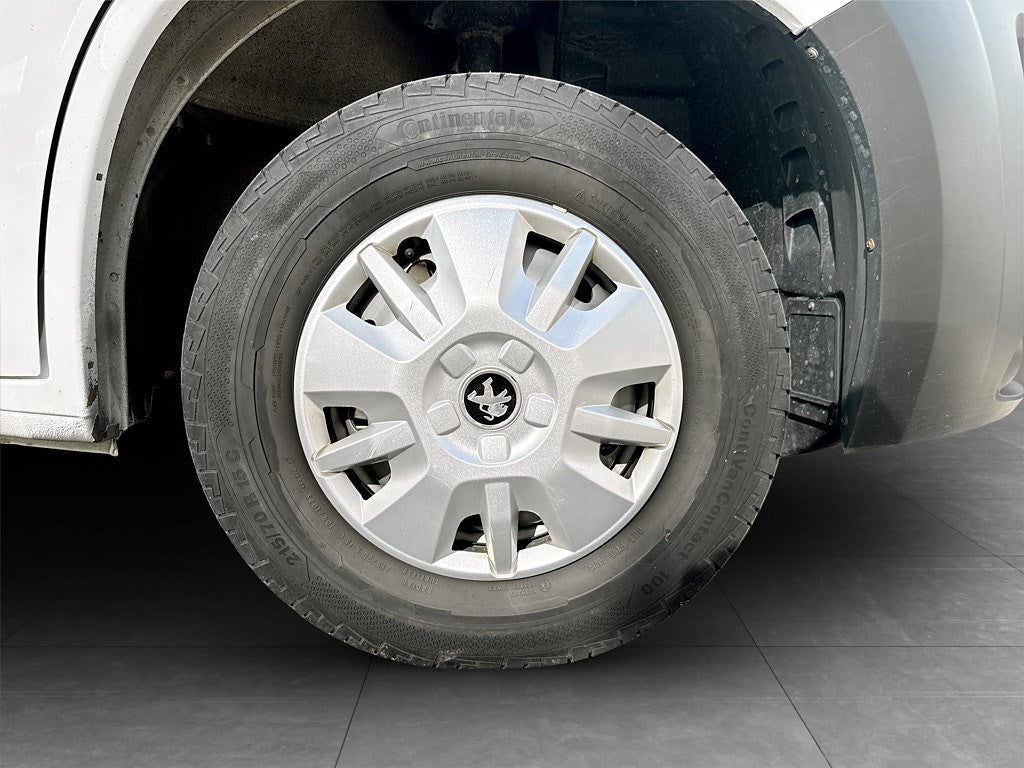 Bild på Peugeot Boxer PRO+ 335 2.2 BHDi 140hk L3H2 - DRAG, B-KAMERA