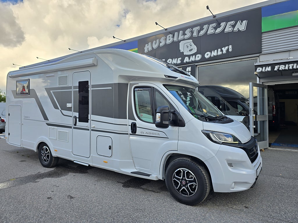 Adria CORAL 670SL PLUS FIAT 9-STEGS AUT. 180HK 