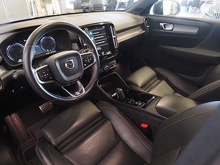SUV Volvo XC40 12 av 27