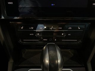 Kombi Volkswagen Passat 18 av 22