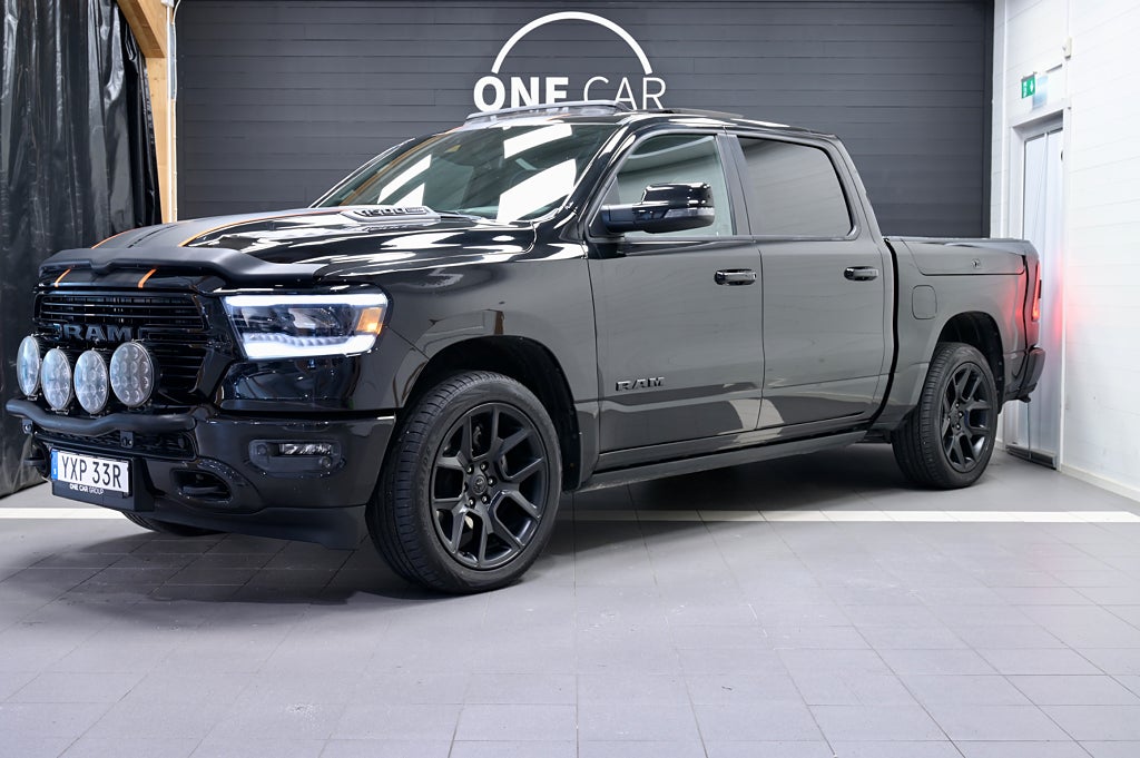Dodge RAM 1500 5.7 V8 HEMI Flex Fuel 4x4 MOMS Rambox Laramie Night