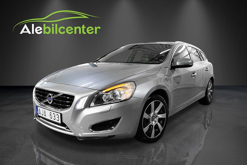 Volvo V60 D6 Plug-in Hybrid AWD Geartronic Summum (nykam)