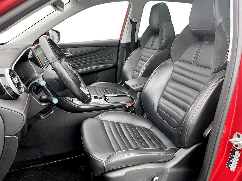 Bild på MG EHS PHEV LUXURY 258hk - PANORAMA,DRAG