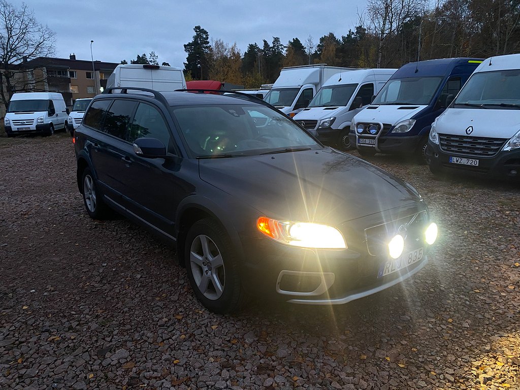 Volvo XC70 D5 AWD Geartronic Kinetic (FD Polis) Ny servad