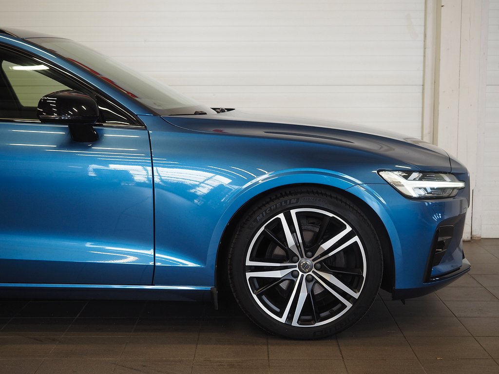 Volvo V60 D3 150hk R-Design Aut H/K Navi Teknikpaket 2020