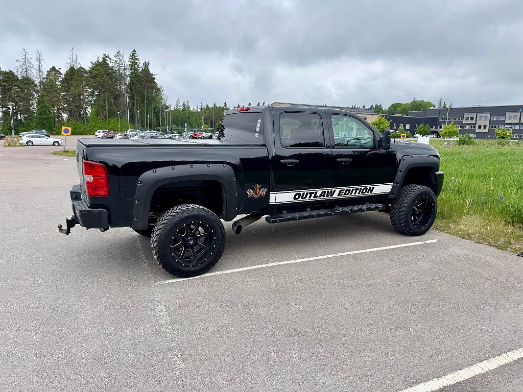 Chevrolet Silverado 2500 HD Crew Cab 6.6 V8 Duramax 4WD
