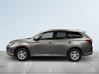 Mitsubishi Outlander PHEV CVT Fleet Edition Kamera/Adap.Fhåll/SoV – bild 4