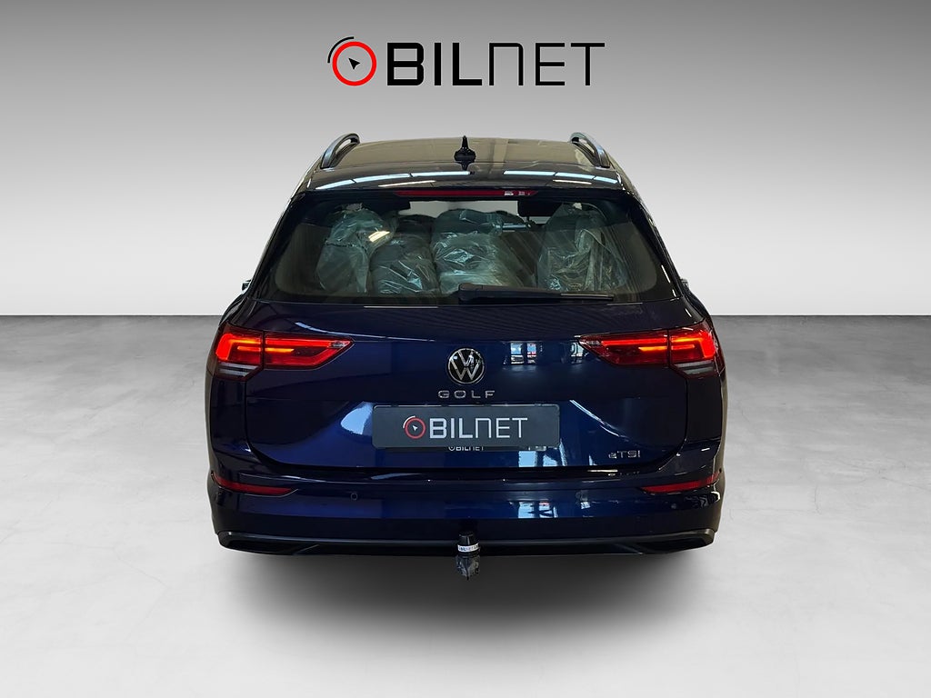 Volkswagen Golf Sportscombi 1.5 eTSI Drag Kamera Värmare Moms LED