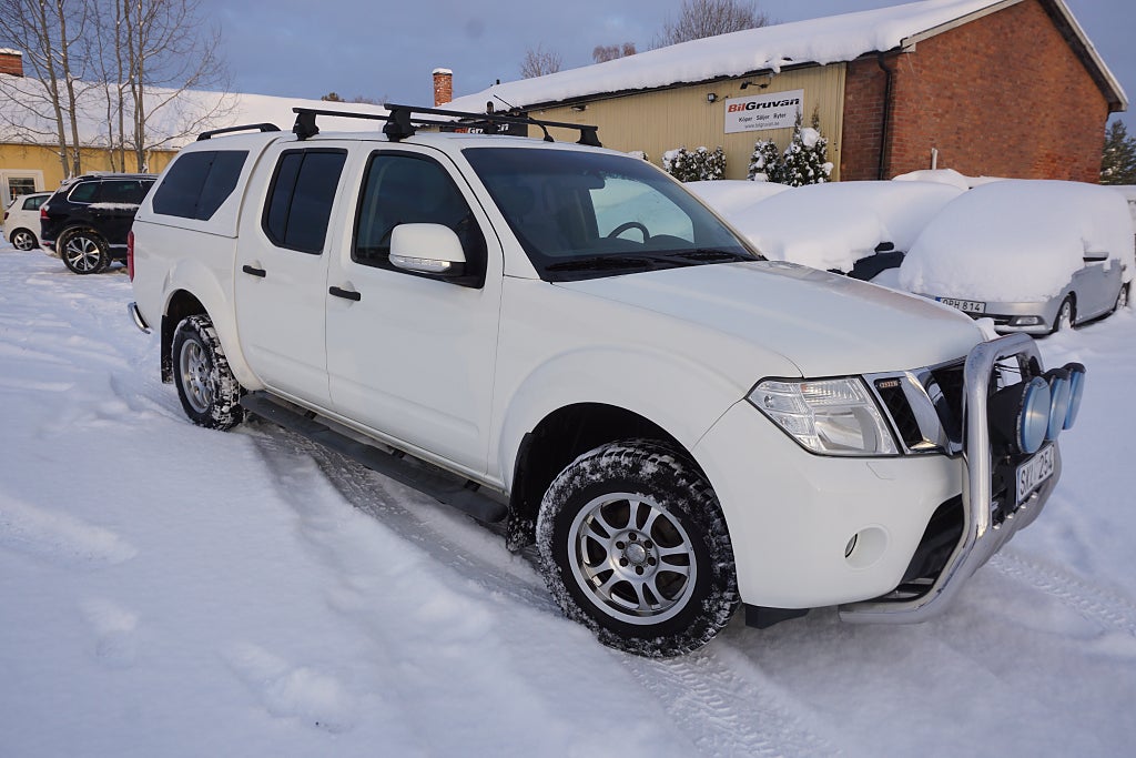 Nissan Navara Dubbelhytt 2.5 dCi 4x4 Aut/Värmare/MOMS