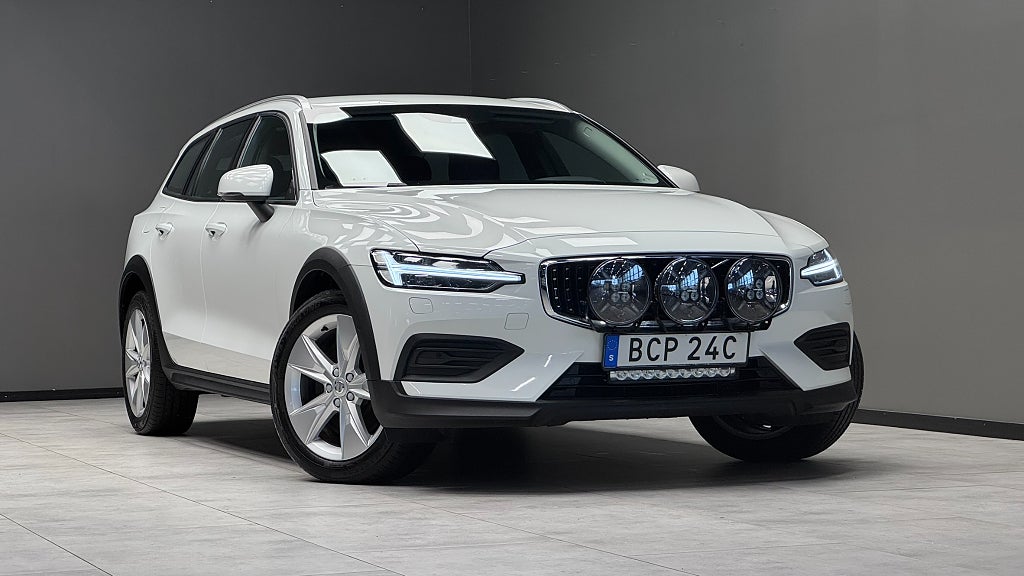 Volvo V60 Cross Country 2020 - miniatyr 16
