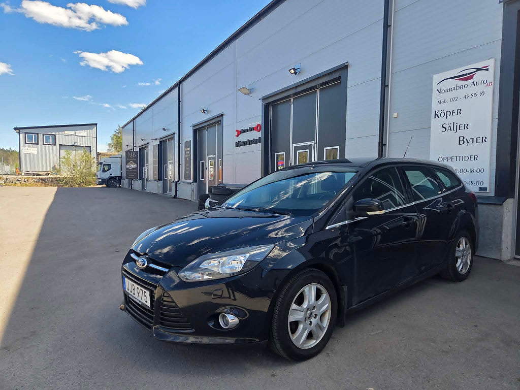 Ford Focus Kombi 1.0 EcoBoost Titanium Euro 5