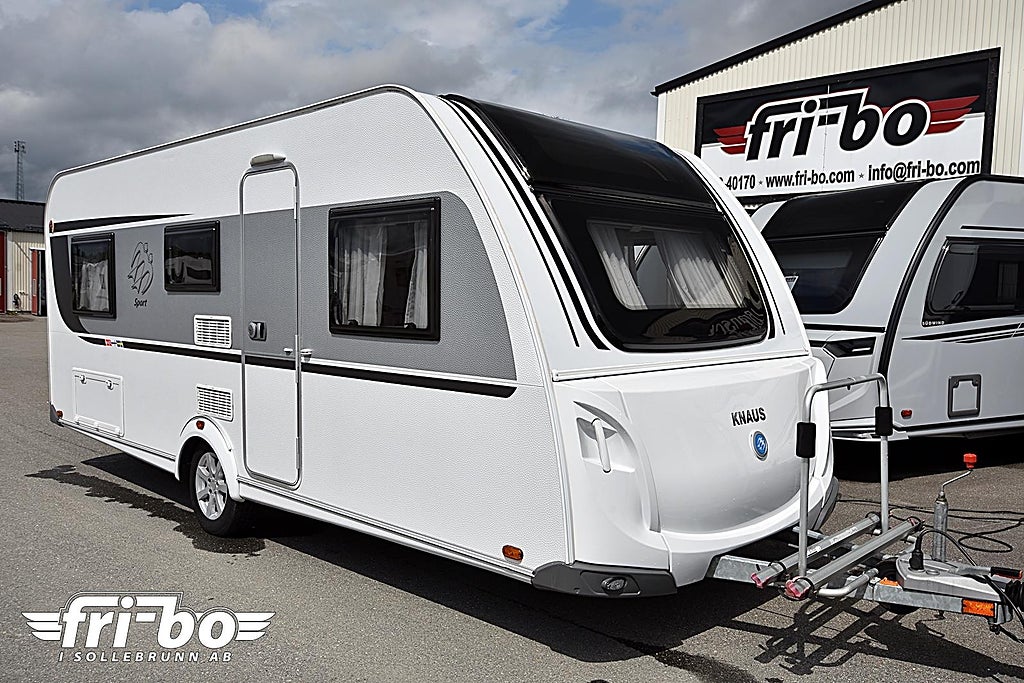 Knaus 540 UE Sport, Långbäddar