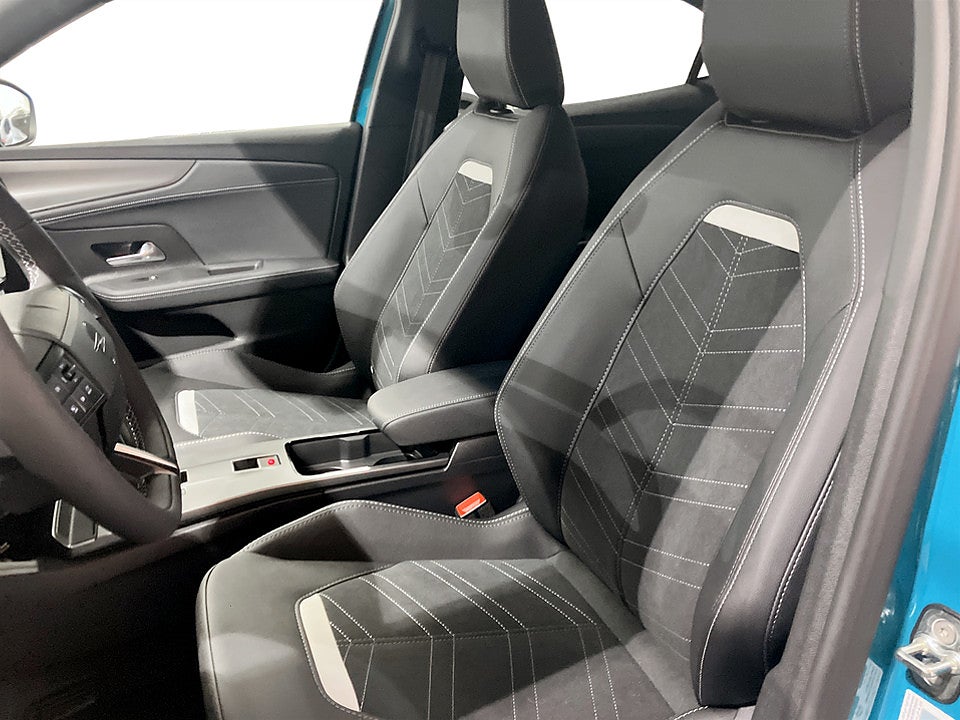 Bild på Opel Mokka GS Hybrid 145hk Aut - OMGÅENDE LEVERANS!