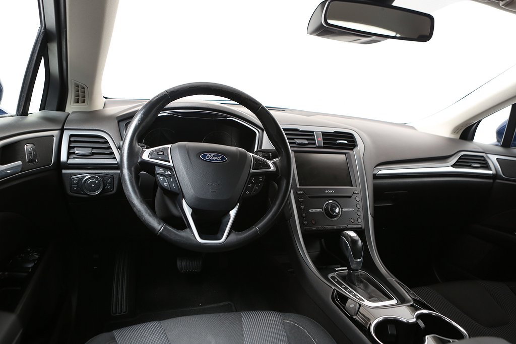 Ford Mondeo 2,0 TDCi 180hk Business Aut 5-D Värmare Drag 2015