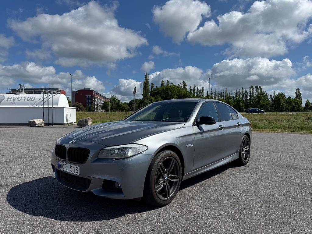 BMW 520d Sedan Steptronic M Sport | Navi | Drag | Nyservad