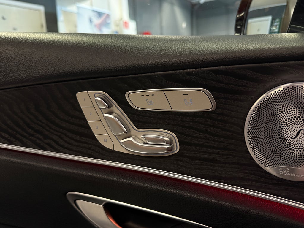 Mercedes-Benz E 2018 - miniatyr 27