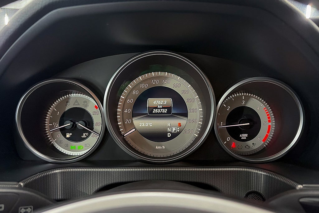 Mercedes-Benz E 2014