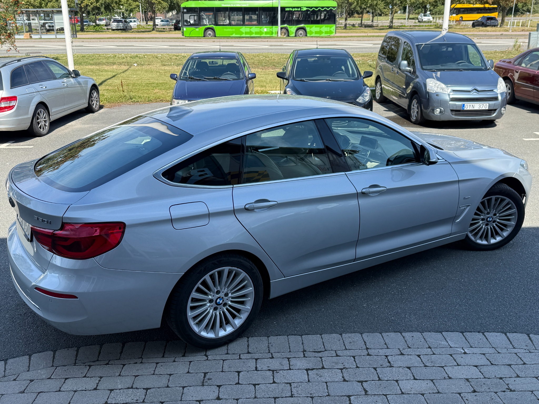 BMW 330 2018, bild 4/46
