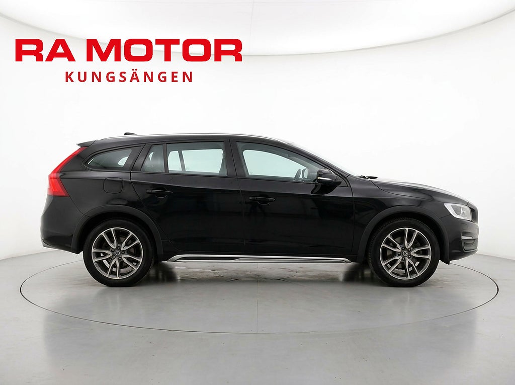 Volvo V60 Cross Country Cross Country D3 150hk Classic Pro |Fullservad|Läder|