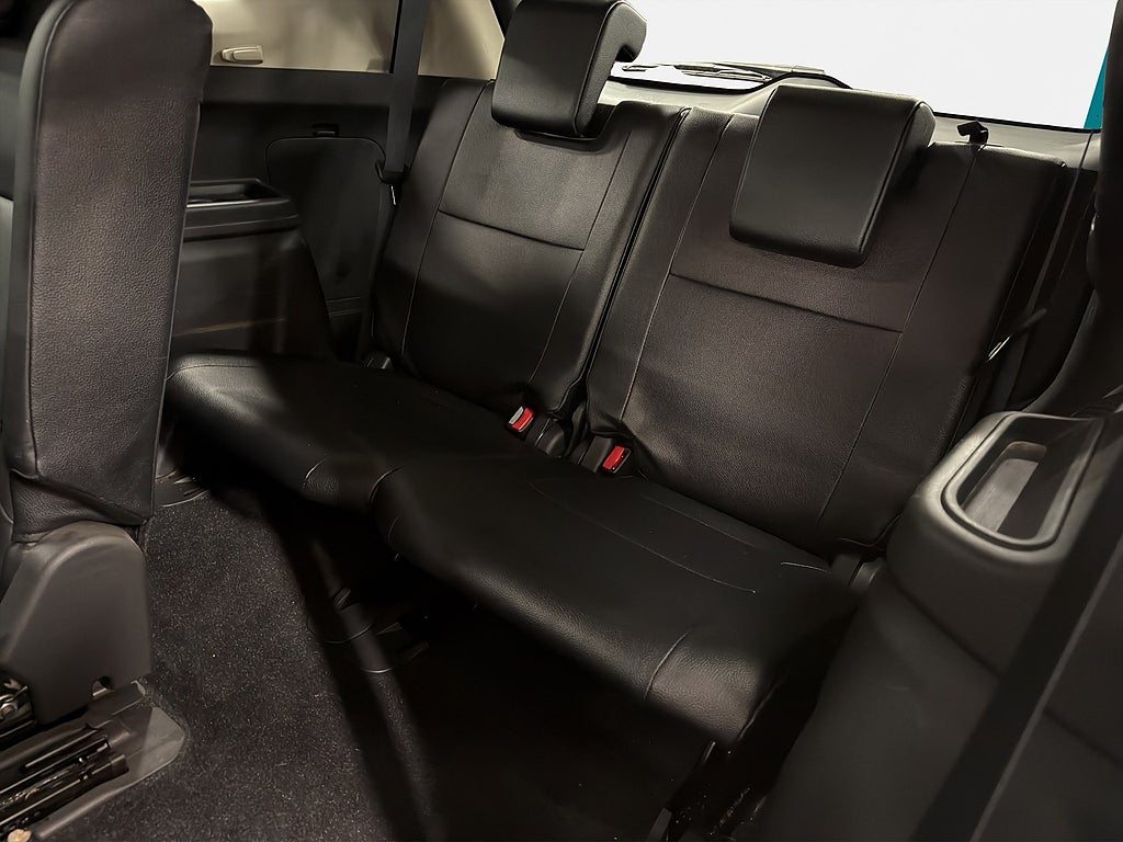 Mitsubishi Outlander 2.2 Di-D 4WD Business 7-sits, Läder, Kamera