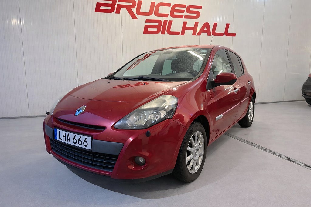 Renault Clio 5-dörrars Halvkombi 1.5 dCi , Årlig skatt 1103:- , 