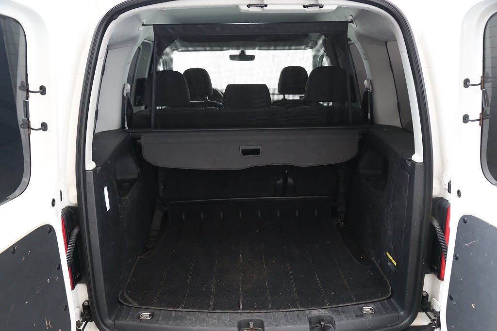 Volkswagen Caddy Combi 1,0 TSI 102hk LIFE 5-sits Navi CarPlay Dragkrok 2018