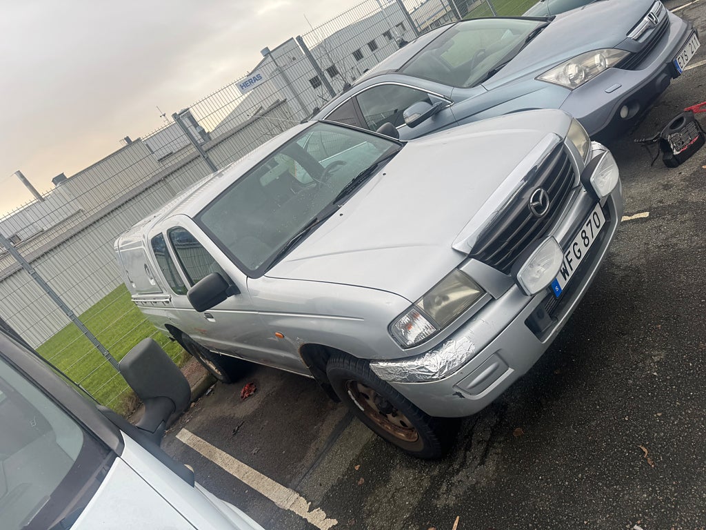 Mazda B2500 Extended 2.5 TD 4WD