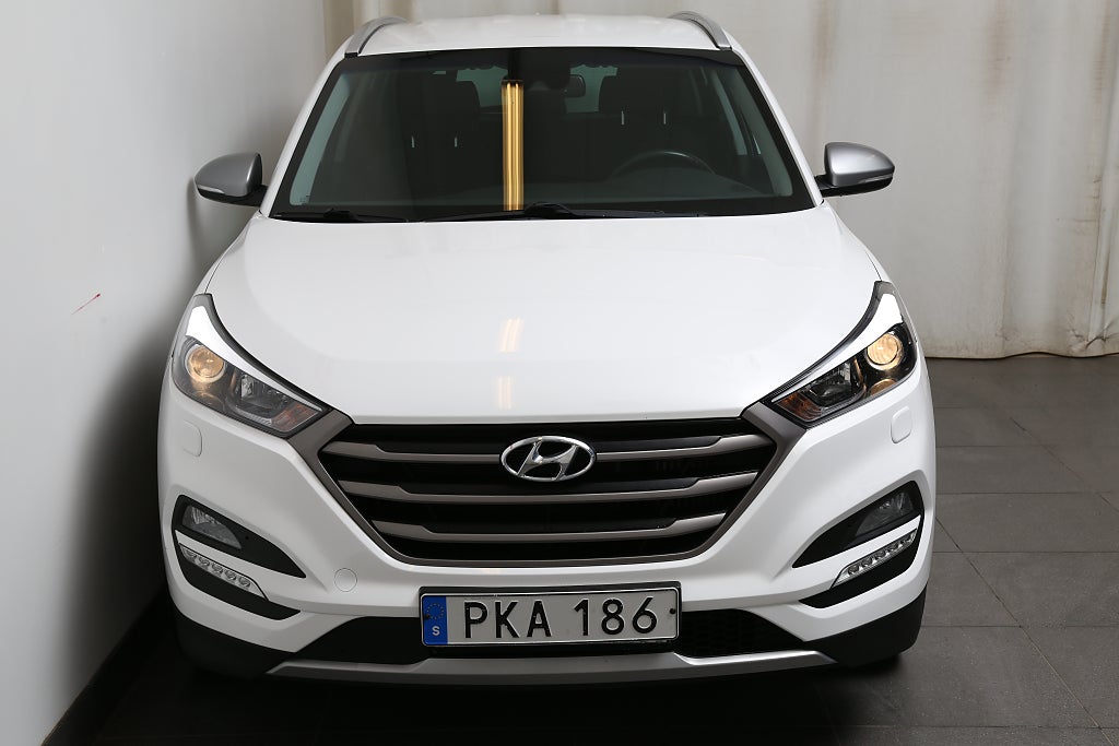 Hyundai Tucson 1,7 CRDi 141hk Move! Aut Navi Kamera 19" Drag 2018