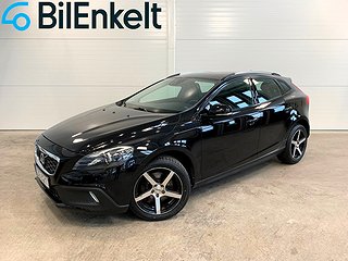 Volvo V40 Cross Country D3 Momentum NAVI VOC BLIS 150hk