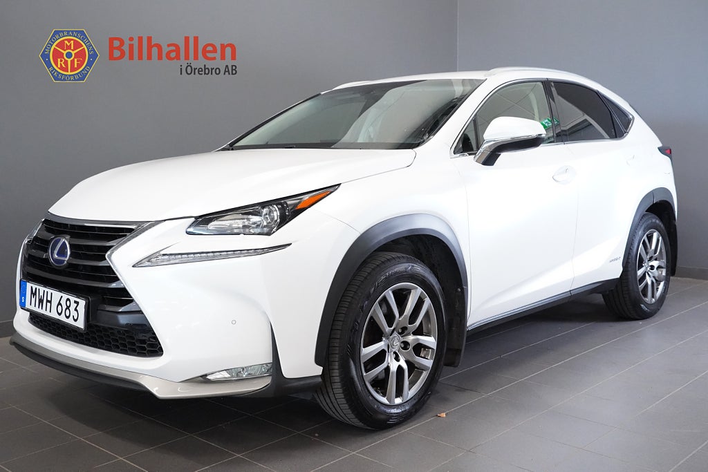Lexus NX 300h 2.5 AWD E-CVT Executive Preimumpaket 