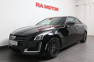 Sedan Cadillac CTS