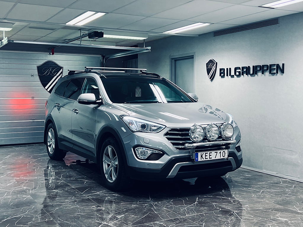 Hyundai Grand Santa fe 2.2 CRDi 4WD|Drag|6 Sitsig|D-Värmare|Navi|Panorama|