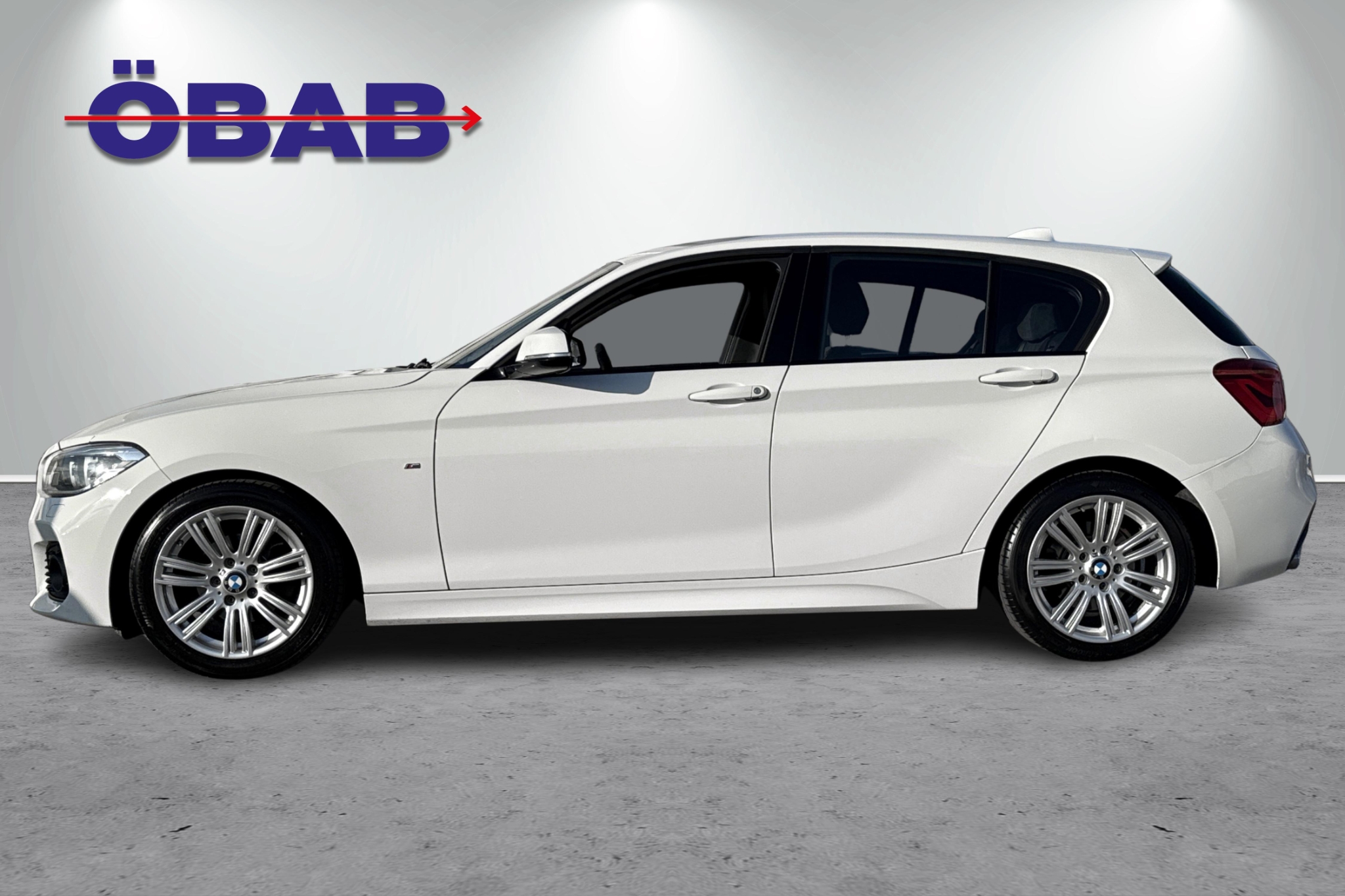 BMW 118 i 5-dörrars Steptronic M Sport 2017, bild 4/43