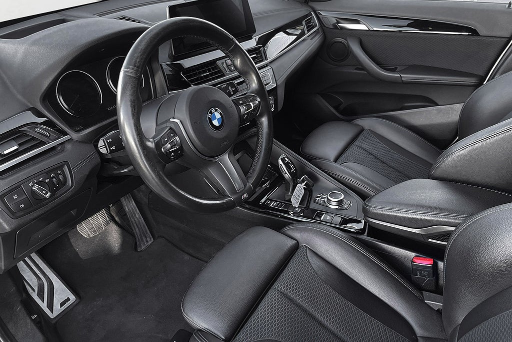 BMW X1 2021 - miniatyr 8